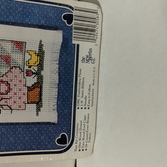The New Berlin Co | NEW counted cross stitch kit 30583 - Picture 3 of 6